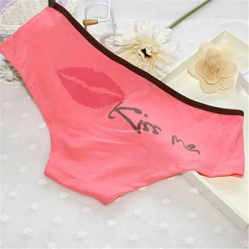 

Fashion Knickers Underwear Cute Girl Lingerie Sexy Cotton Panties Lip Kiss Me Letter Print Pattern Briefs Women's