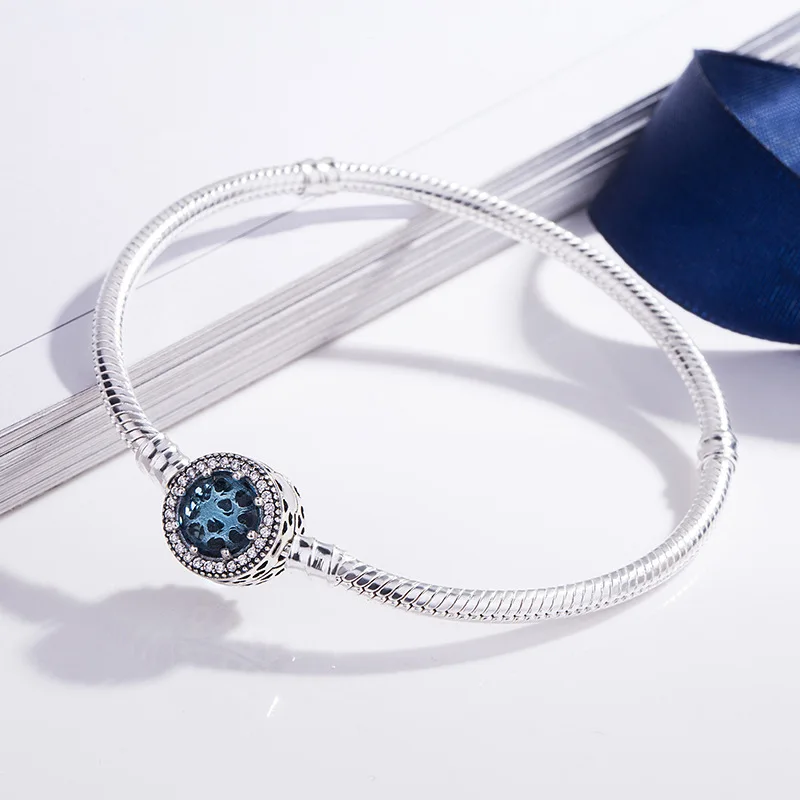 

Original 925 Sterling Silver Openwork Radiant Hearts With Blue Crystal Pan Bracelet Bangle Fit Women Bead Charm Diy Jewelry