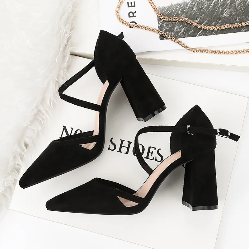 

Urworthit 2018 Women Summer 8cm Block High Heels Sandals Lady Flock Yellow Pointed Toe Pumps Female Footwear Squared Sandals