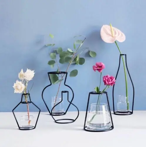 

New Nordic Minimalist Abstract Home Iron Art Vase Abstract Black Iron Lines Minimalist Vase Flower Racks Ornaments