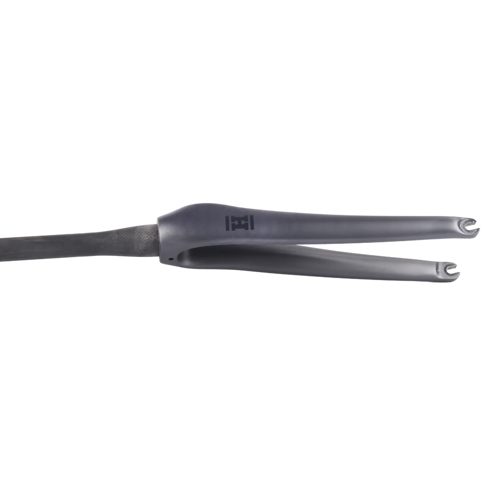 

Free Shipping New Ultra Light Carbon Fiber Fork 700C Fixed Wheel Size 1-1/8 UD Carbon