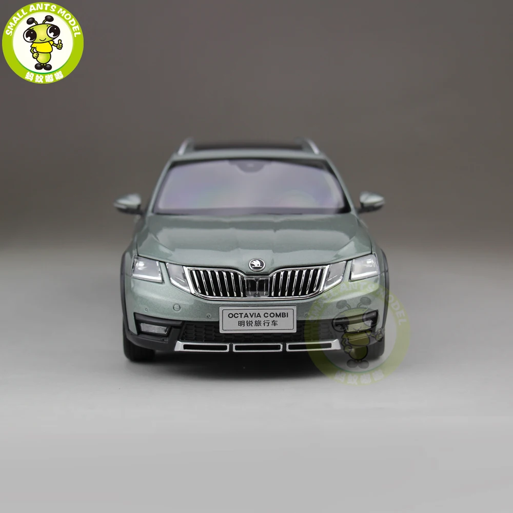 1/18 Skoda Octavia Combi Wagon Diecast Metal CAR MODEL Toy Girl Boy Birthday gift Green Color