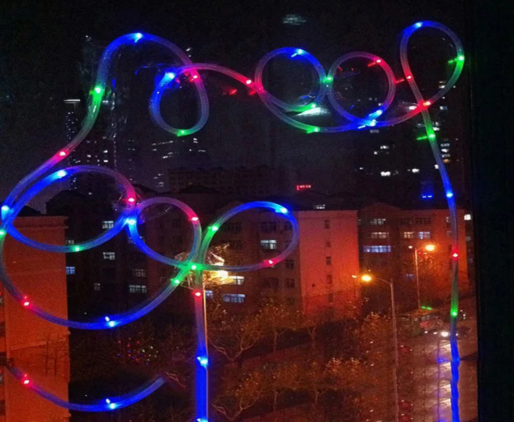 2396730427_1785183840