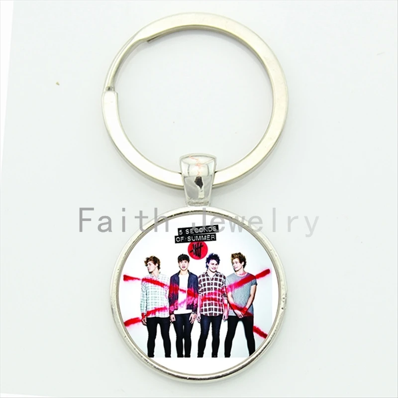

JWEIJIAO Pop punk band 5 Seconds Of Summer photo keychain high quality alloy key chain Customized handmade keyring jewelry KC042