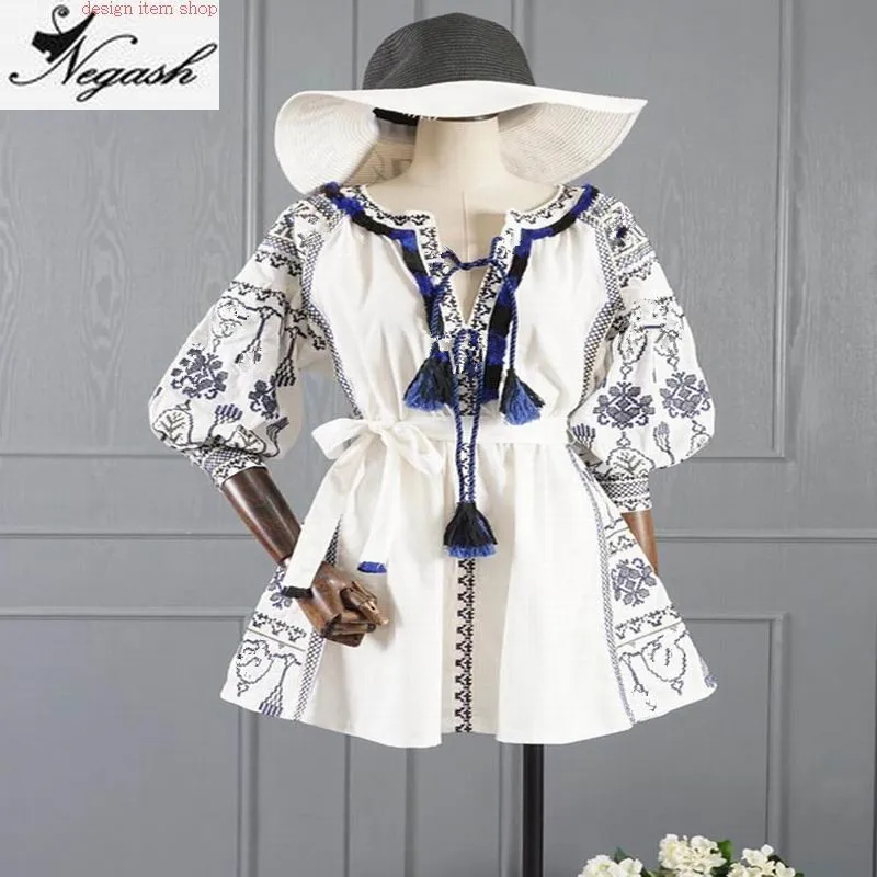Новое богемное платье с поясом vestido свободное хлопковое вышитое винтажное платье Национальная женская рубашка льняное свободное кружевное платье