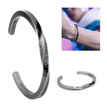 Никогда не сдаться Вдохновленный Браслет с надписью мужские и женские хип хоп манжеты Браслеты Браслет из титановой стали браслет бижутерия семейный подарок