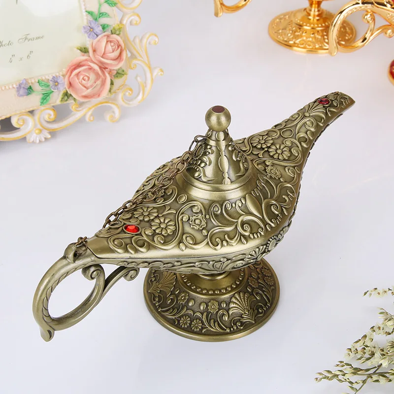 

Hot Aladdins Magic Lamp Cosplay Tin Alloys Retro European Art Nordic Crafts Exquisite Home Decorations Ornament Furnishings Gift