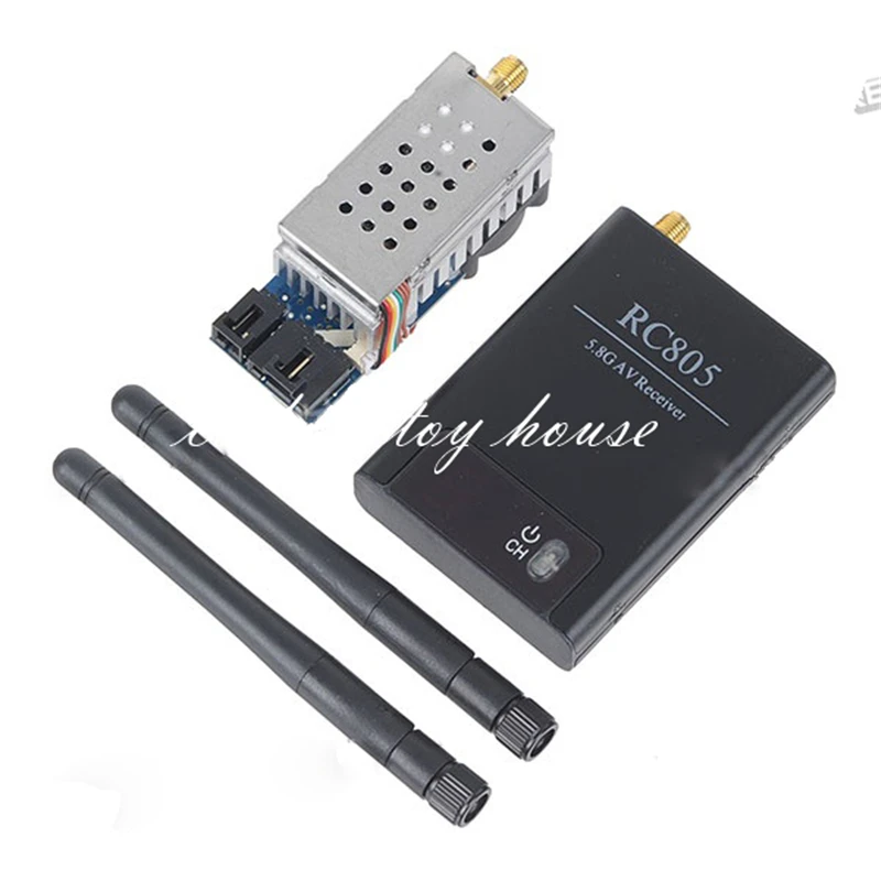 

5.8G FPV 2W 8-Channel 2000mW Wireless Transmitter AV Sender TX2000 RC805 Receiver 14DBIj Receive Antenna Kit