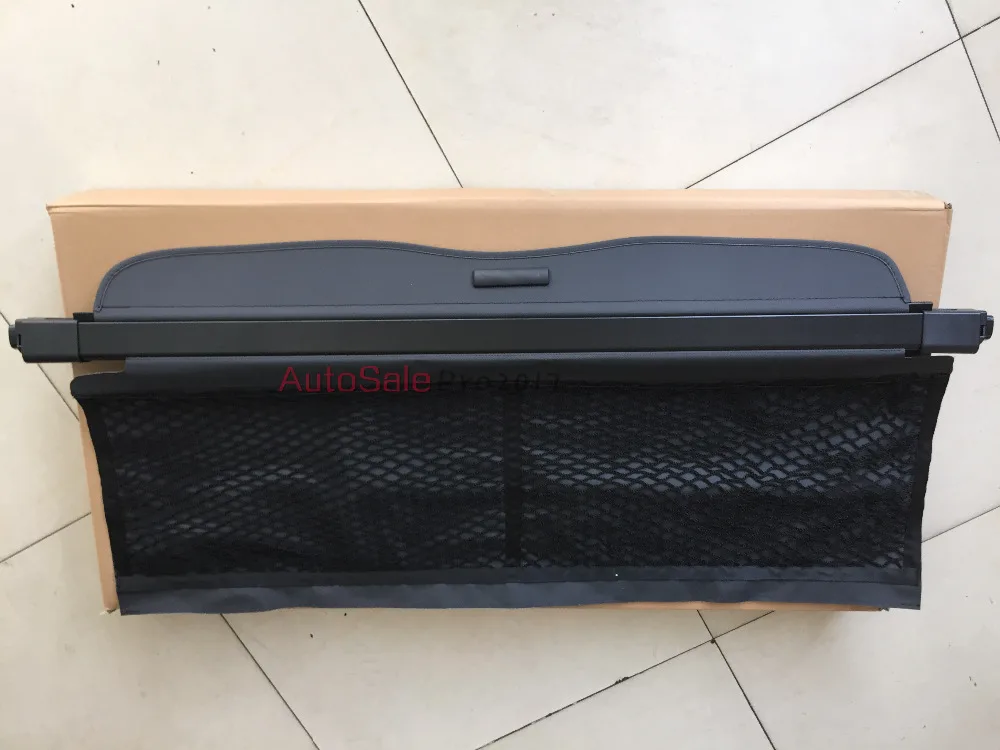 

Aluminium alloy + Fabric Rear Trunk Security Shield Cargo Cover For Smart fortwo 2015.2016.2017