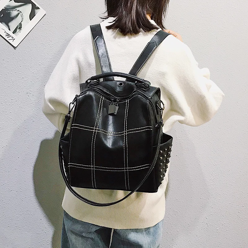Fashion Rivet women Backpack Pu Leather Female Backpack School Backpack For Teenage Girls lock bags for Girls 2018 mochila (12)