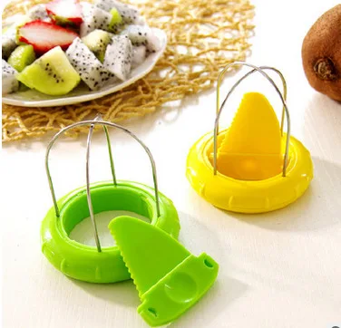 

Hot Sale Mini Fruit Kiwi Cutter Peeler Slicer Kitchen Gadgets Tools Kiwi peeling tools For Pitaya 2Colors
