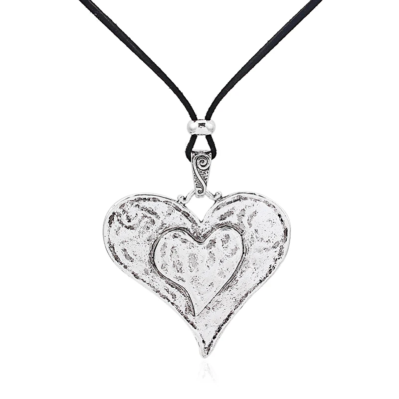 

1Pcs Fashion Heart Pendant Faux Suede Velvet Cord Jewellery Simple Charm Necklace Party Gift