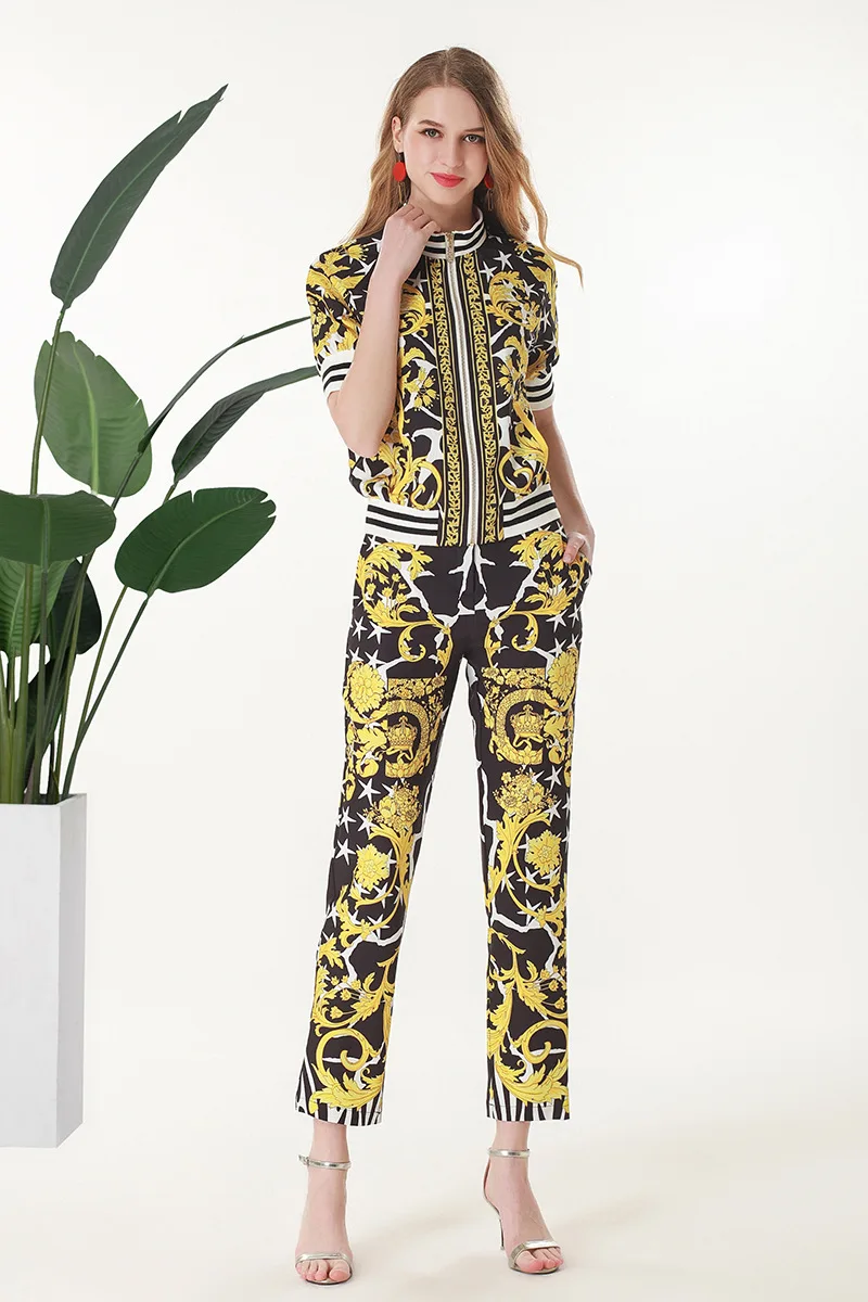 

High quality women's pantsuits spring summer brand new retro print short sleeves Baseball jackets+ninth pants 2pieces set A334