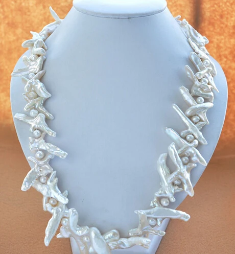 

0002340 WHITE CROSS BAROQUE KESHI REBORN PEARL NECKLACE AAA