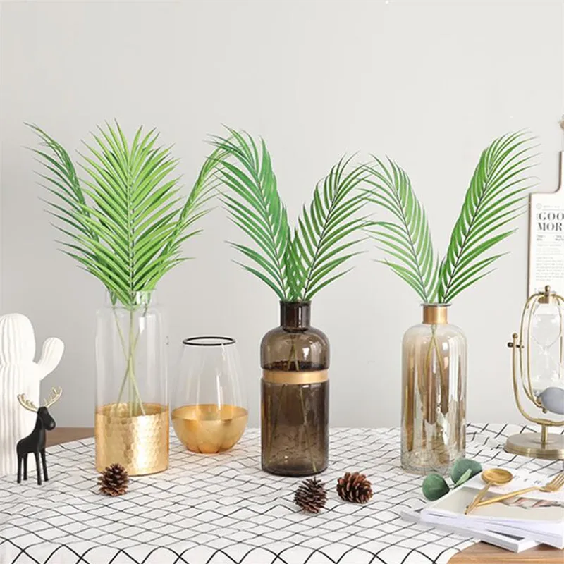 Artificial Palm Tree Leaves Plastic Fake Plant Branch For Jungle