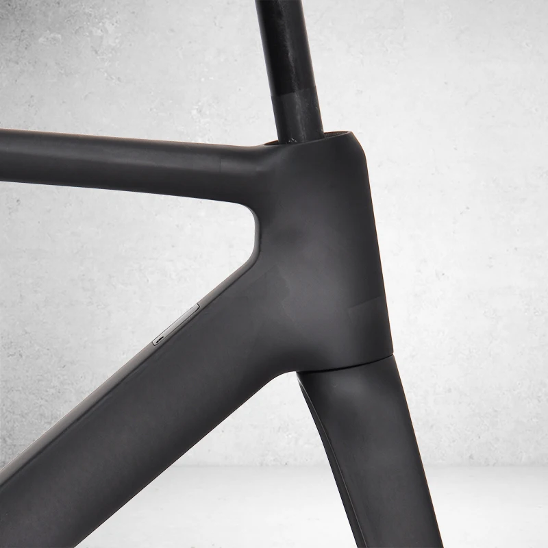 Clearance 2019 Full hidden cables Flat mount aero road bike frameset with fork/seatpost/handlebar Ultra-light 975g DI2/Mechanican R12 4
