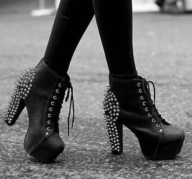 Black shiny Giaro SLICK ENZO platform booties with silver heels - Giaro High  Heels | Official store - All Vegan High Heels