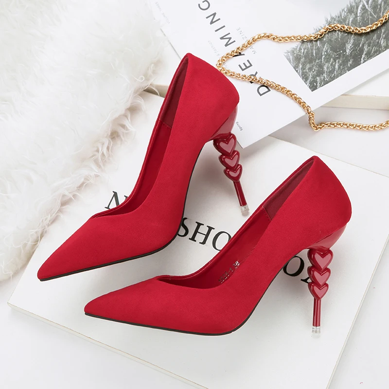 

2018 Woman Elegant 10CM Strange High Heels Female Sexy Red Suede Shoes Wedding Bridal Heart-shape Heels Flock Scarpins Pumps