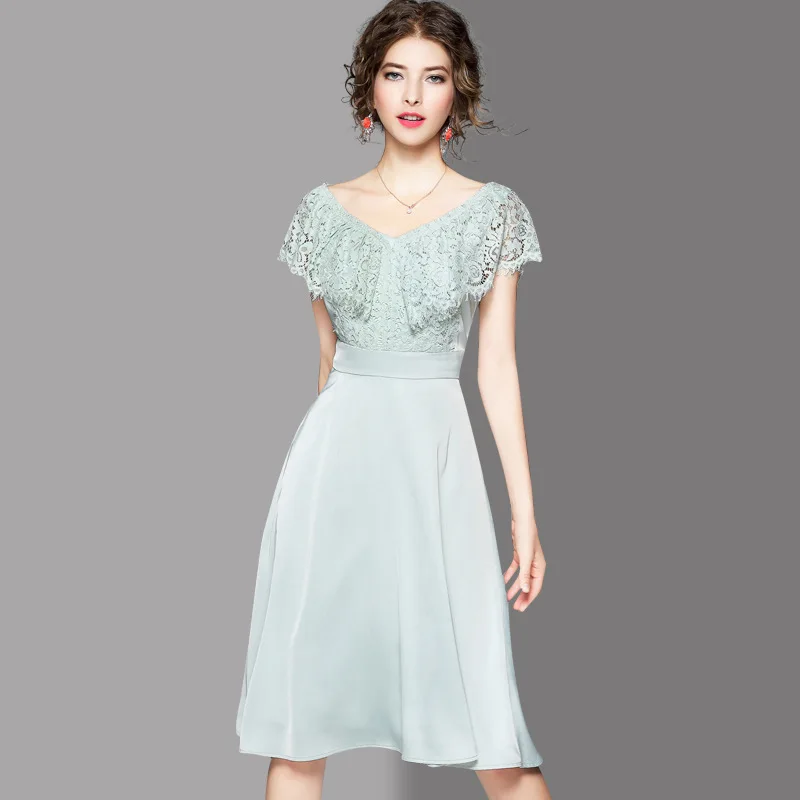 

New Fashion 2019 Summer Office Lady Elegant Dress Sexy V-neck Lace Patchwork Short Sleeve Solid Women's A-line Party Dress