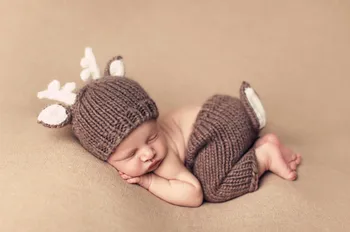

Baby Outfits Deer Newborn Photography Accessories Handmade Crochet Baby Beanie Hats and Pants for photo props baby photography