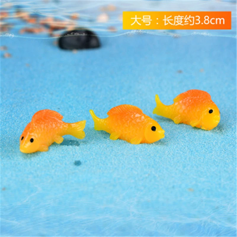 

5pcs/Lot Gold White Grass Carp Fish Goldfish Fishbowl Model Small Statue Little Figurine Crafts Figure Ornament Miniatures