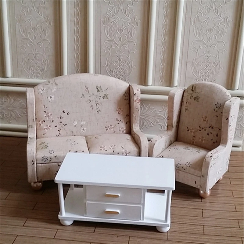 1/6 Dollhouse Furniture toy for dolls miniature sofa white