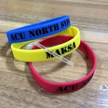 Рекламный недорогой силиконовый браслет для детей debosed Силиконовый браслет с логотипом для бизнеса с высоким качеством