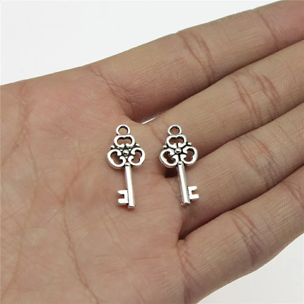 

WYSIWYG Charms Jewelry Findings DIY Accessories Key Pendant Antique Silver Plated 30pcs 10x23mm