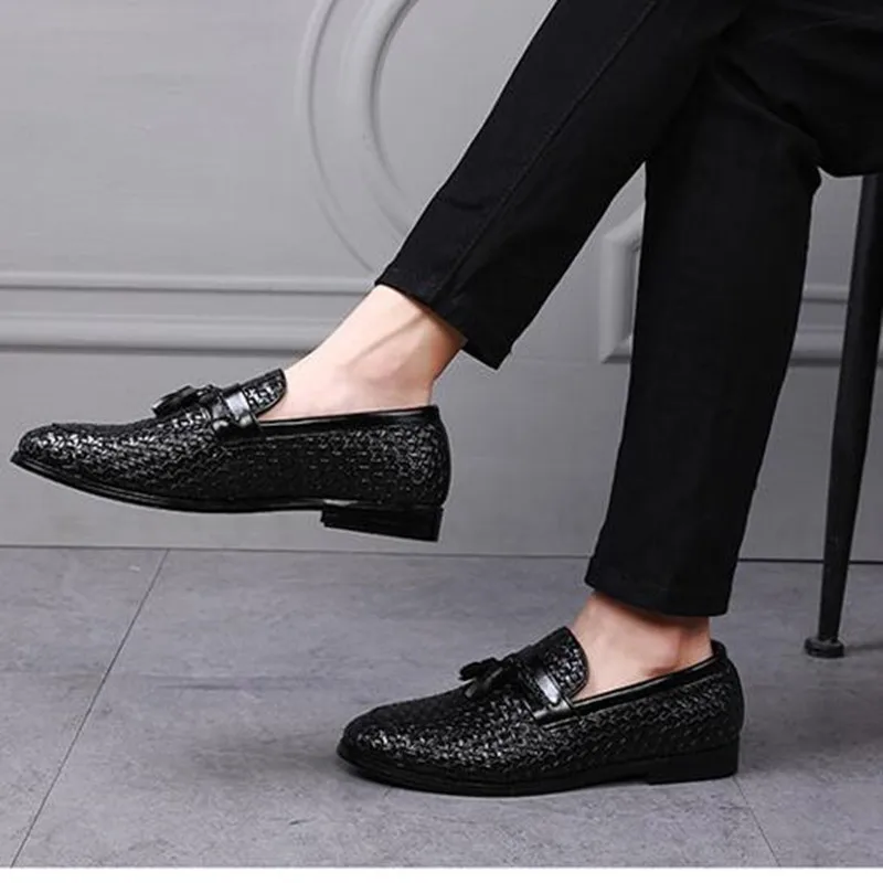 british-shoes-men-formal-loafers-men-office-shoes-coiffeur-leather-shoes-men-classic-black-wedding-dress-sepatu-slip-on-pria