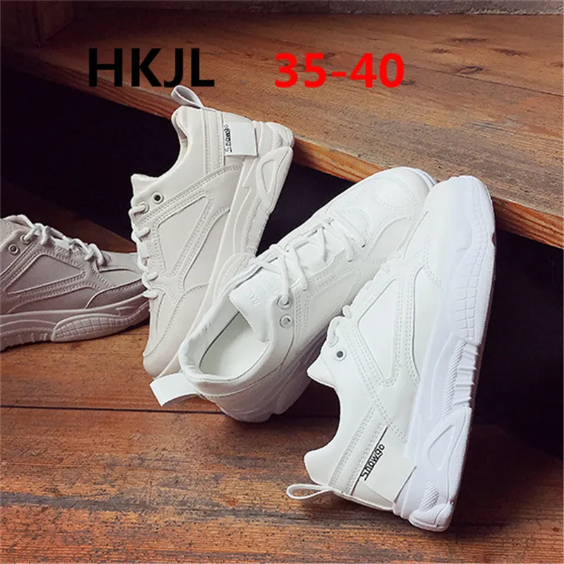 

Outdoor soft bottom spring new round head sports wind single low four seasons Harajuku style women's shoes