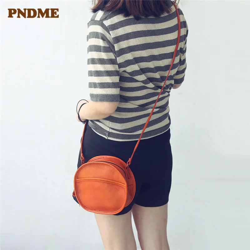 

PNDME fashion vintage simple genuine leather ladies shoulder bag soft cowhide leather round small women's messenger bags mini