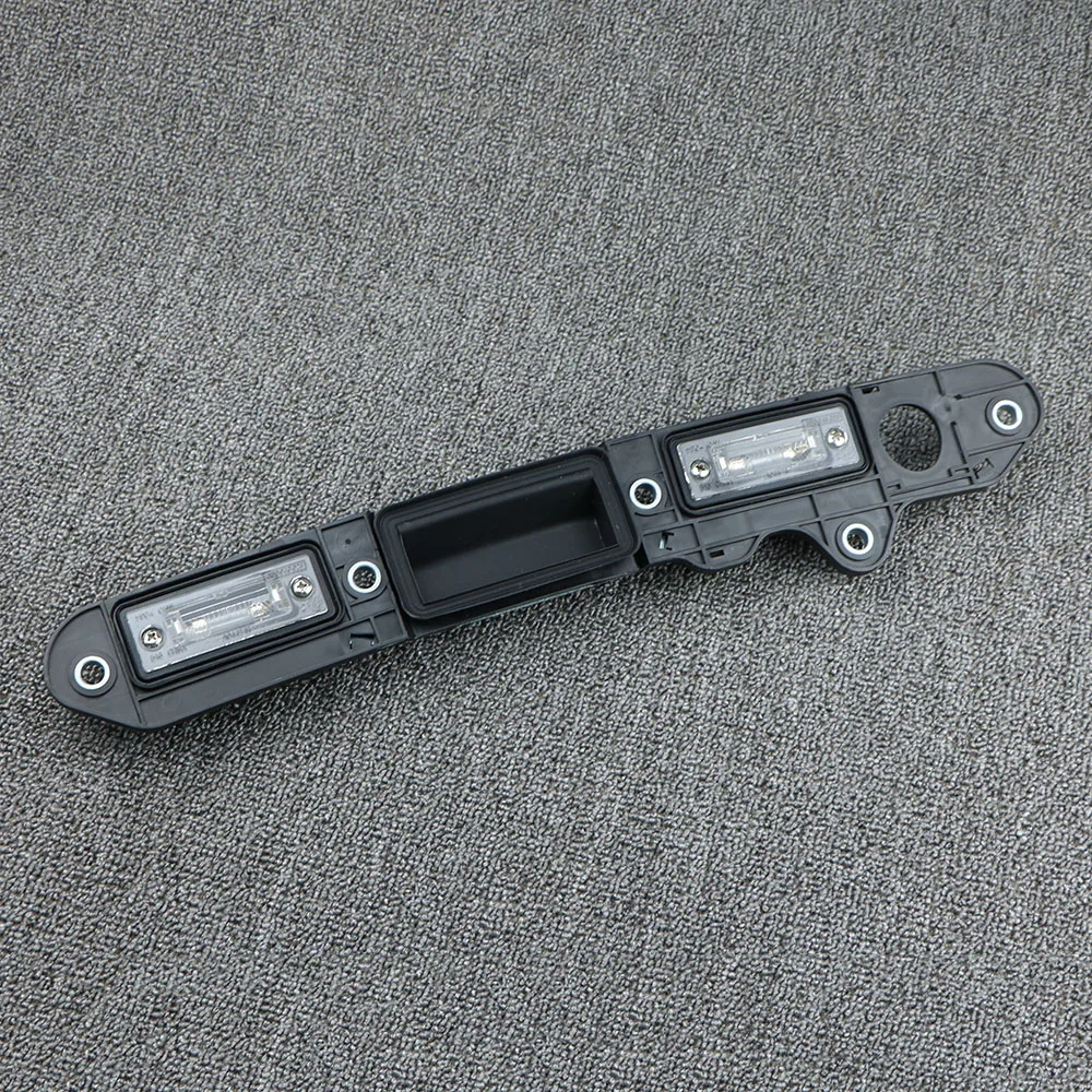 

1TD827574A Car Trunk Micro Switch With License Light Handle Bar Tailgate Switch For VW Golf Plus Jetta Passat B6 Touran