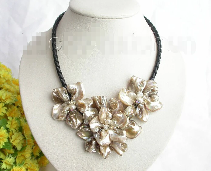 

handcraft bloom white seashell pearls choker leather necklace GIFT j7769^^^@^Noble style Natural Fine jewe SHIPPING (C0309)