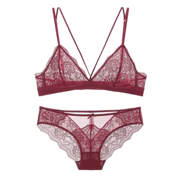 

New French ultra-thin transparent girl triangle cup sexy beauty back lace underwear no steel ring bra set