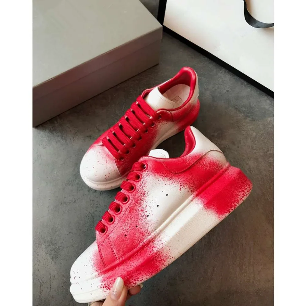 

Woman Brand Outdoor Athletic Sport Shoes For Women Outdoor Jogging Women Walking Shoes New Women Skateboarding Shoes Embroider