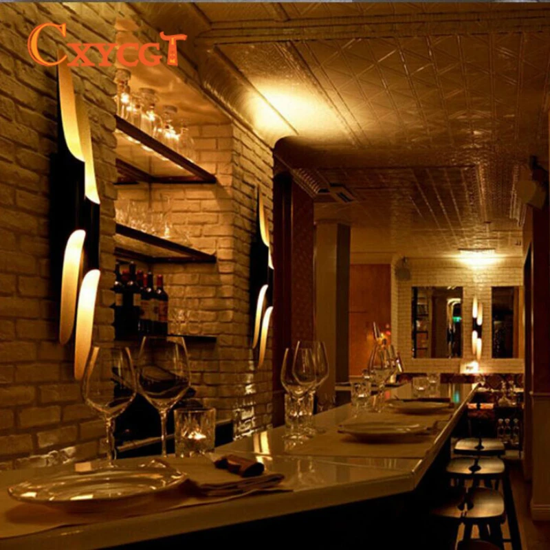 

Modern Wall Lamp LED Up Down Aluminum Pipe Wing 2 Lights Black Gold Color For Dinning Room Decoration