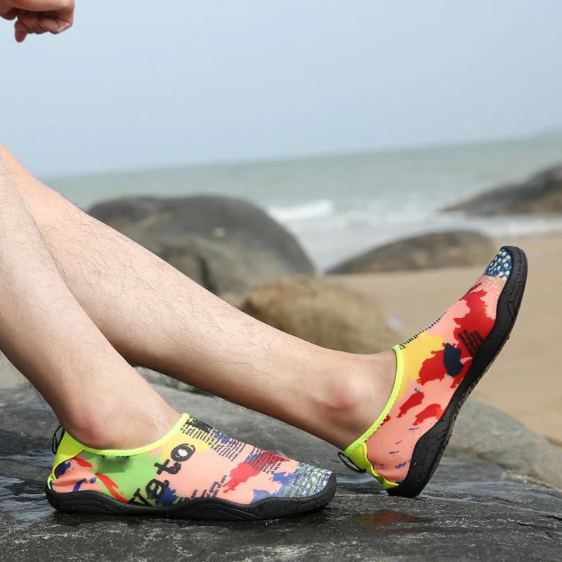 Breathable Comfortable Snorkeling Socks Scuba Men Women Snorkeling Slip Shoes Yoga Surfing Diving Shoes Camouflage Striped