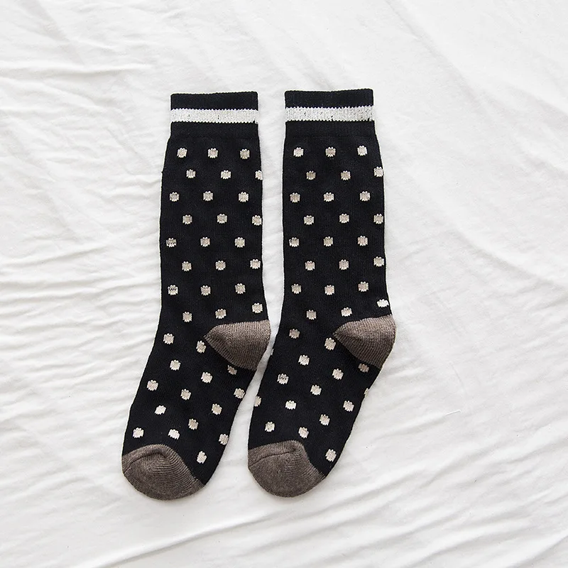 CHAOZHU, школьные маленькие точки, женские, модные, ретро, классические, плотные, зимние, Осенние, японские хлопковые носки, свободные, длинные носки - Цвет: Черный