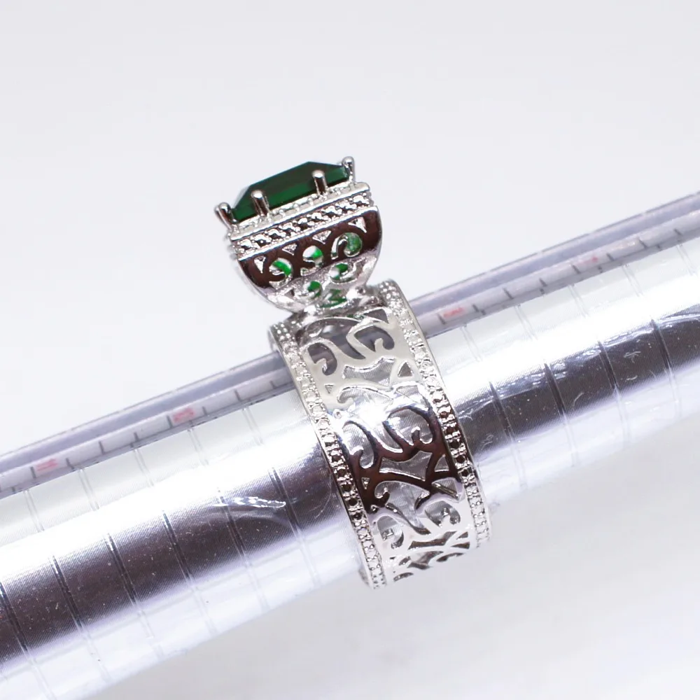Big Crystal Green Stone Ring Male Female Silver Color Engagement Jewelry Vintage Party Wedding Rings For Women silver ring wedding rings finger rings womens ring jewelry rings ring jewelry