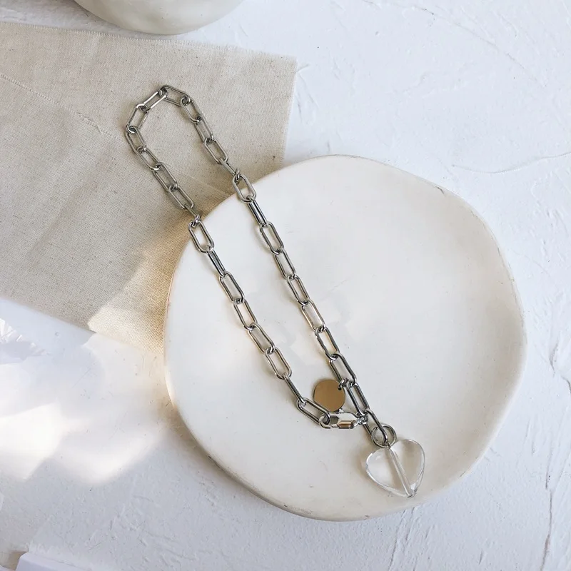 HUANZHI прозрачный акриловый чокер с подвеской в форме сердца дизайн Элегантный шик Короткие цепи ожерелья для женщин девочек вечерние Ювелирные изделия Подарки