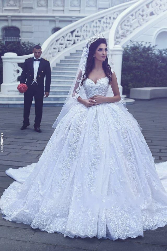 Ball-Gown Gorgeous Lace Sweetheart Flowers Sleevesless Wedding Dress 293