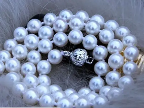 

Free Shipping >>>>>18INCH ROUND 9-10MM SOUTH SEA WHITE ROUND PEARL NECKLACE