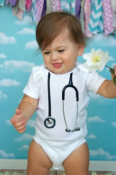Новорожденная девочка детская одежда высокого качества милый хлопок короткий рукав детские комбинезоны стетоскоп данных печати Детские наряды