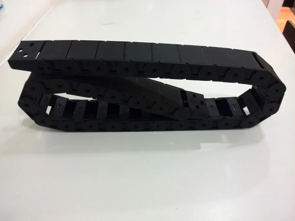 

Internal: 18*37 external:23*47 plastic semi-closed cable carrier