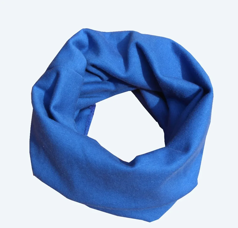 Шарф детский синий. Шарф детский синий. Шарф детский синий. Шарф детский синий. Ребенок в шарфике.