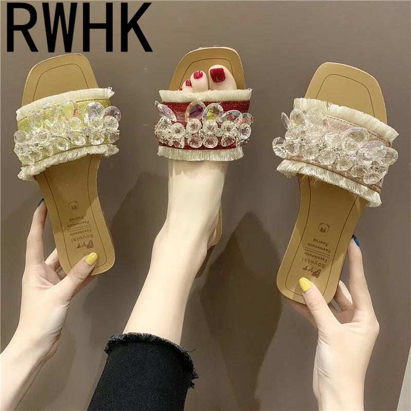 

RWHK 2019 new sandals female summer wear fashion holiday beach shoes bright diamonds wild wedges beach flat slippers B152