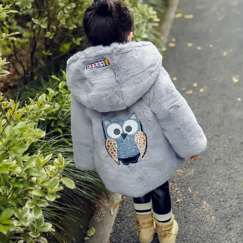

Girls hooded coat winter children's jacket thickening plus velvet children's wool imitation fur long plush cotton coat 18M01