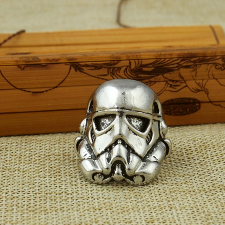 

European and American Personality Punk Star Wars Skull Men's Alloy Ring Ring