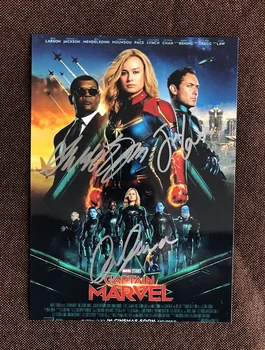 

hand signed Captain Marvel Brie Larson Samuel L. Jackson Jude Law autographed original photo 5*7 032019A