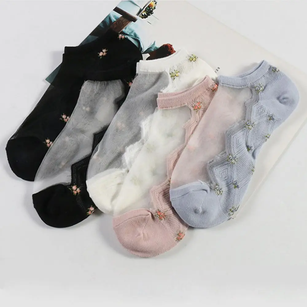 

1 Pair Hot sale Ultra Thin Socks women girls summer transparent lace Crystal Rose Flower Elastic Short Socks